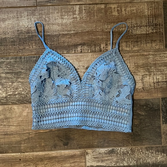 Love Tree Tops - Love tree cropped top in blue- size medium